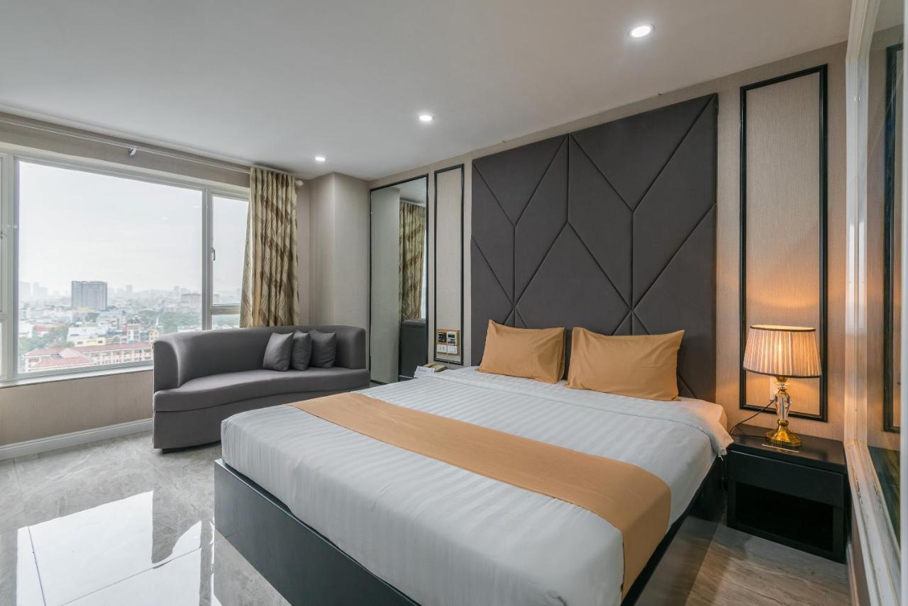 Cozrum Lux - The Arrivals Hotel Thành Pho Ho Chí Minh Esterno foto