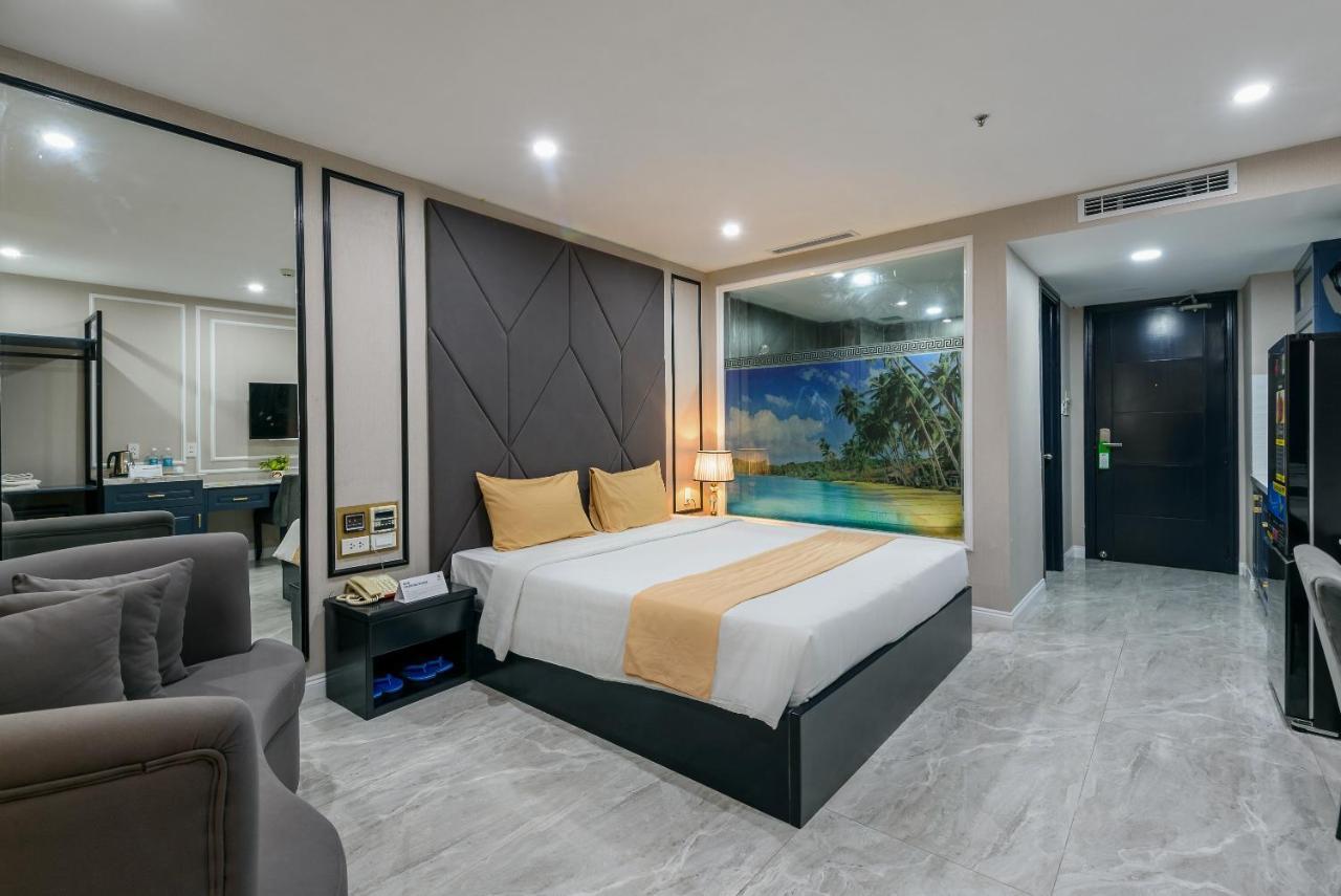 Cozrum Lux - The Arrivals Hotel Thành Pho Ho Chí Minh Esterno foto