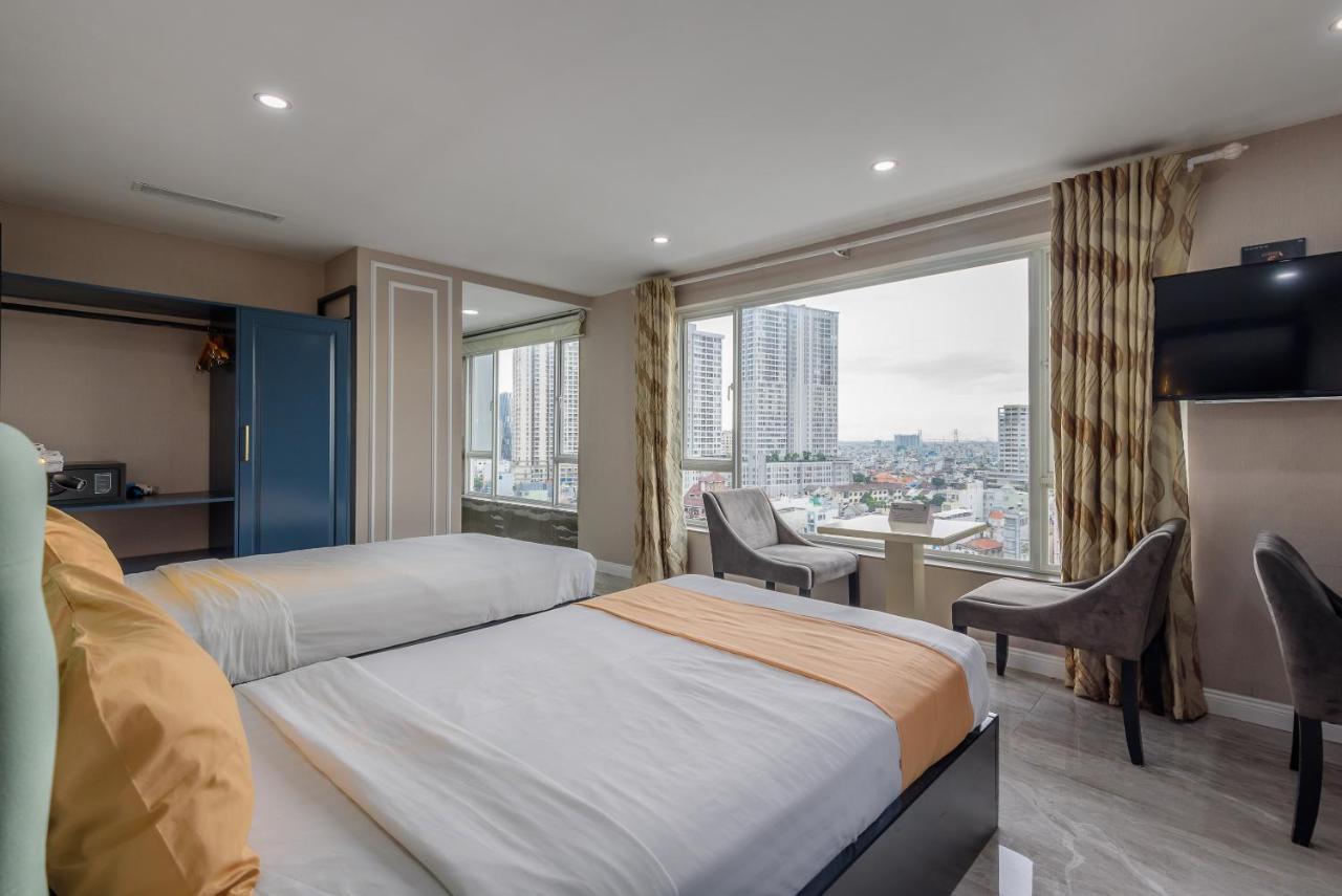 Cozrum Lux - The Arrivals Hotel Thành Pho Ho Chí Minh Esterno foto