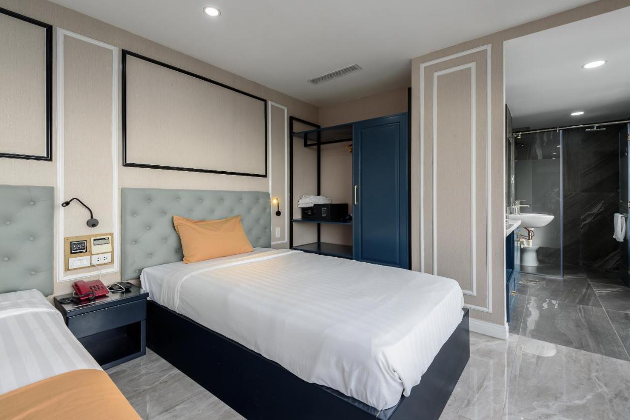 Cozrum Lux - The Arrivals Hotel Thành Pho Ho Chí Minh Esterno foto