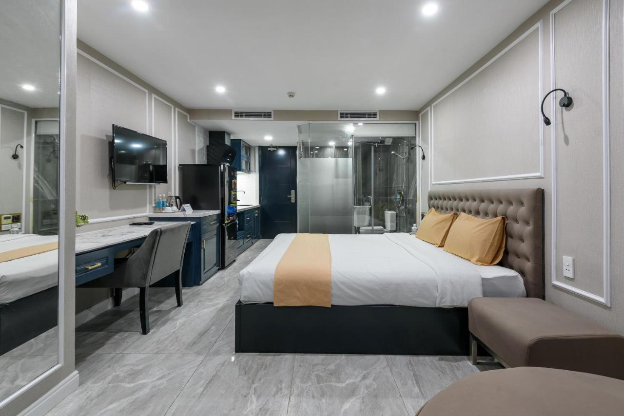 Cozrum Lux - The Arrivals Hotel Thành Pho Ho Chí Minh Esterno foto