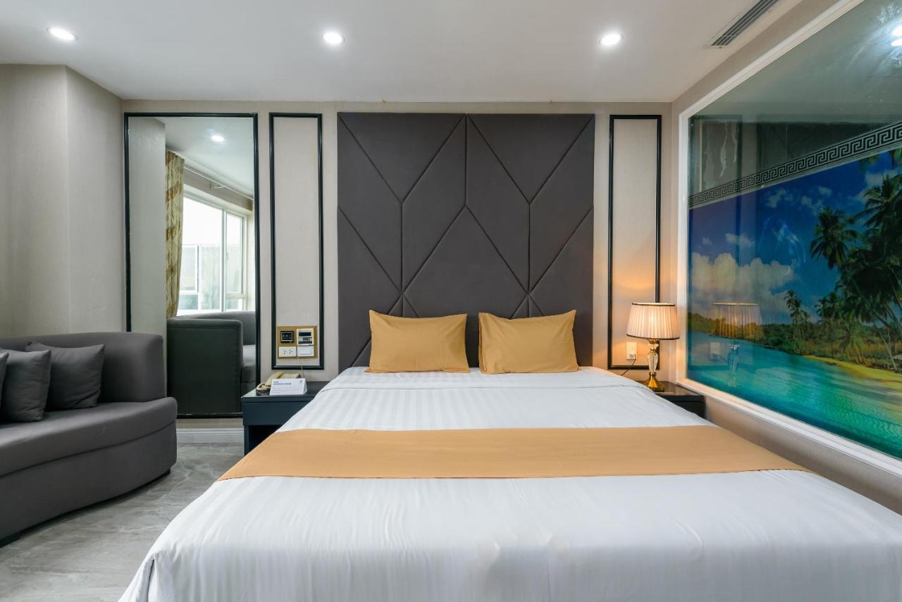 Cozrum Lux - The Arrivals Hotel Thành Pho Ho Chí Minh Esterno foto